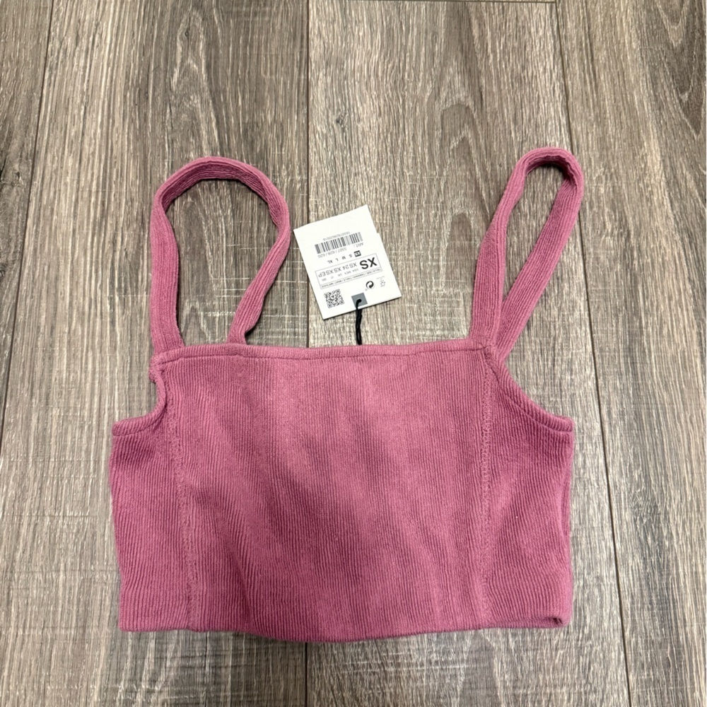 Zara Women’s Pink Red Ribbed Crop Tank Top in size XS
